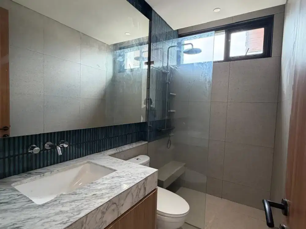 DIJUAL  Rumah Brand New Modern Minimalis CUMA 4 M