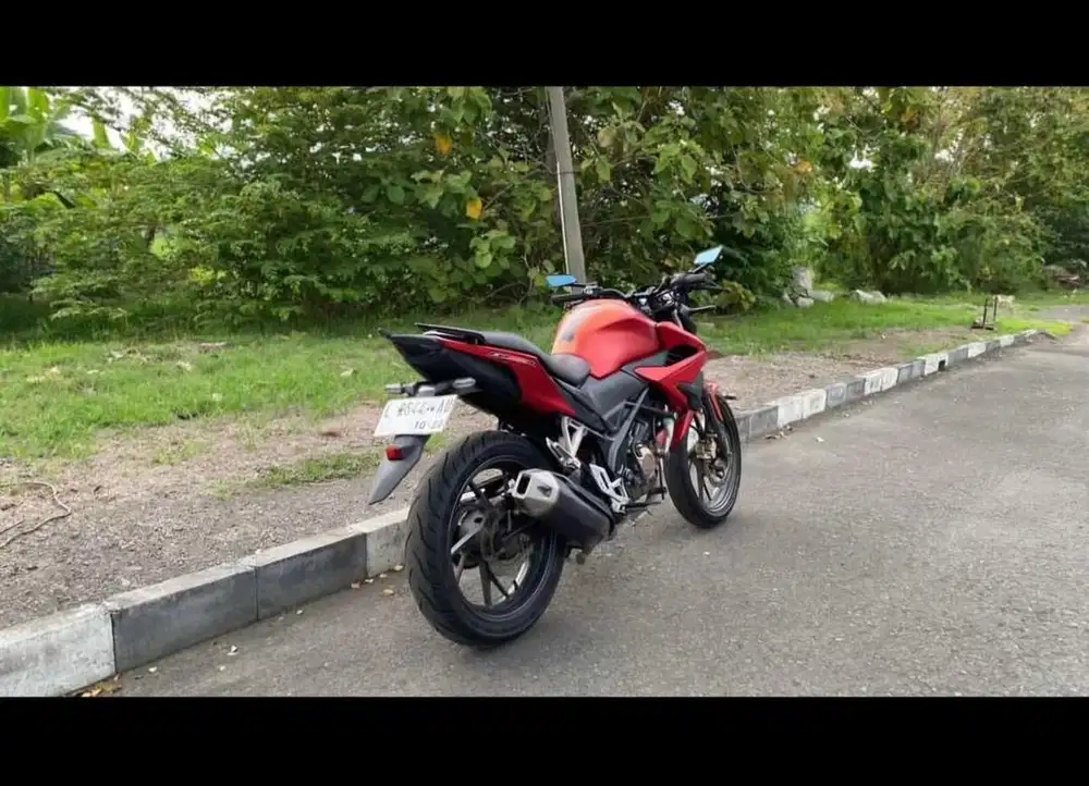 CB 150r 2018 merah doff