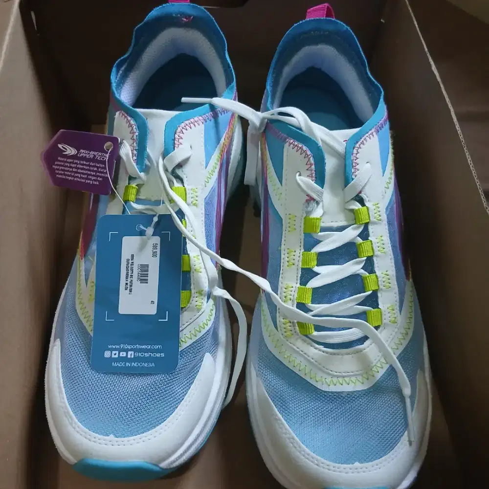 Sepatu sport 910 nineten ori size 41 white blue
