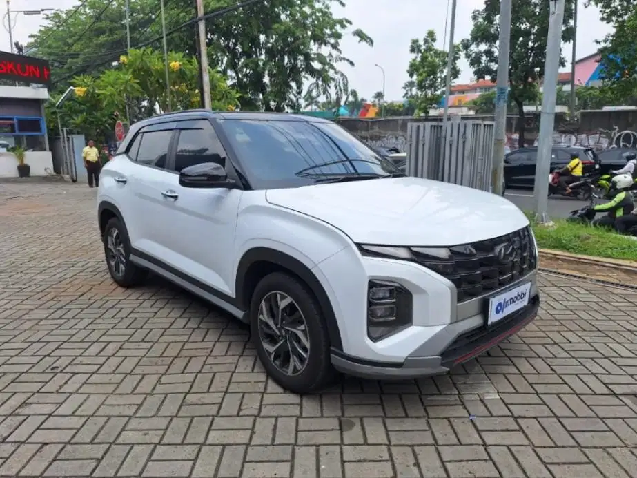 LOW DP Hyundai Creta 1.5 Prime IVT One tone Bensin-AT 2024 EZX