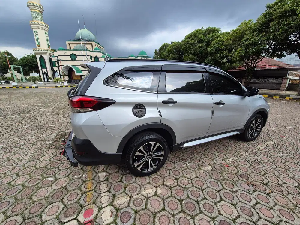 Daihatsu Terios 2019 1.5 R Deluxe Jok kulit tanduk bridgestone Vkool