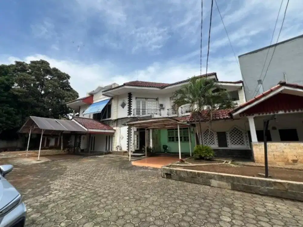 Rumah 2lt Dengan Pool di Antasari Cilandak, Hanya 10 Menit ke Tol Andara