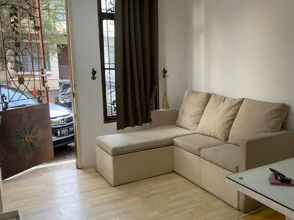 Dijual Town House Permata Hijau Lippo Karawaci 2 Kamar Tidur