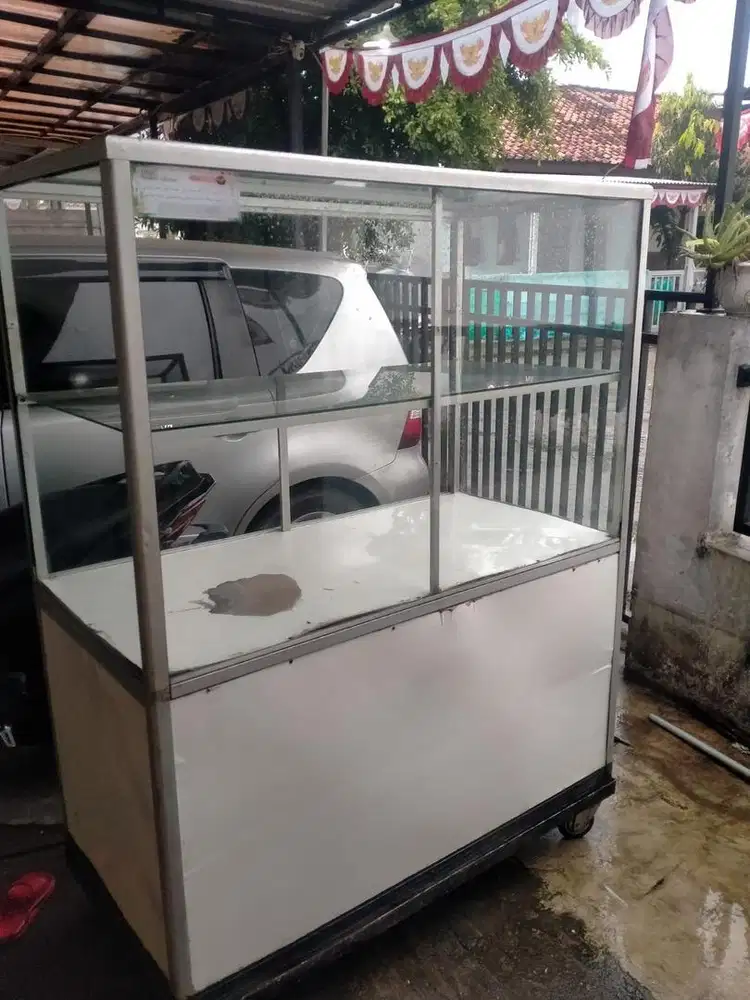 Dijual Etalase Warnas