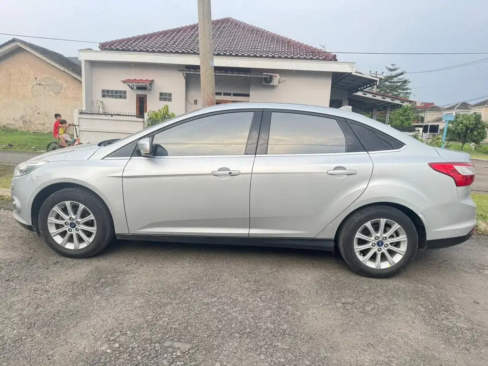 Ford Focus 2013 Bensin