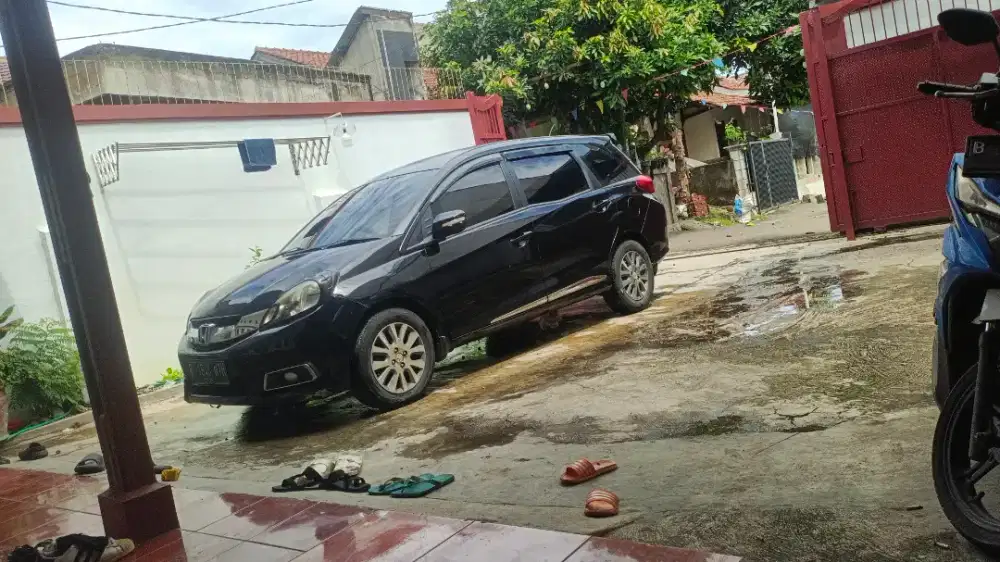 Sewa mobil murah