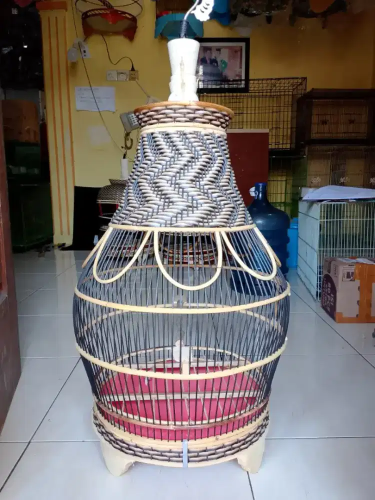 Sangkar perkutut rajut