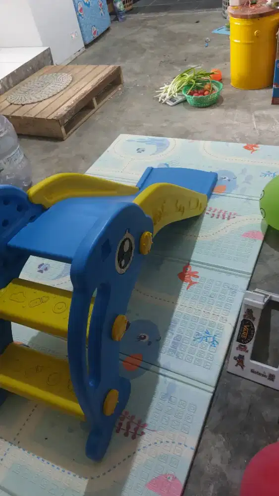 Prosotan Kayu dan Plastik