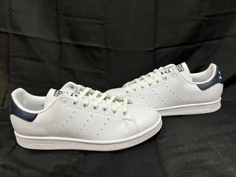 Sepatu Adidas stan smith original (IG1323) UK:42