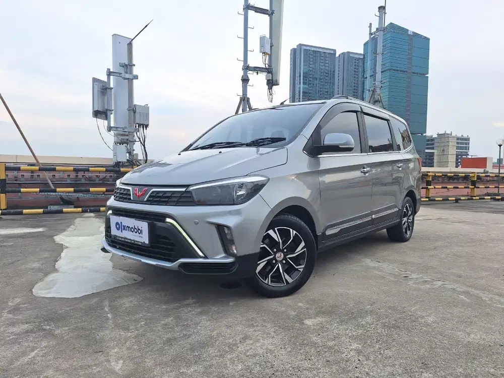 Pajak Panjang - Wuling Confero S 1.5 L Bensin-MT 2021