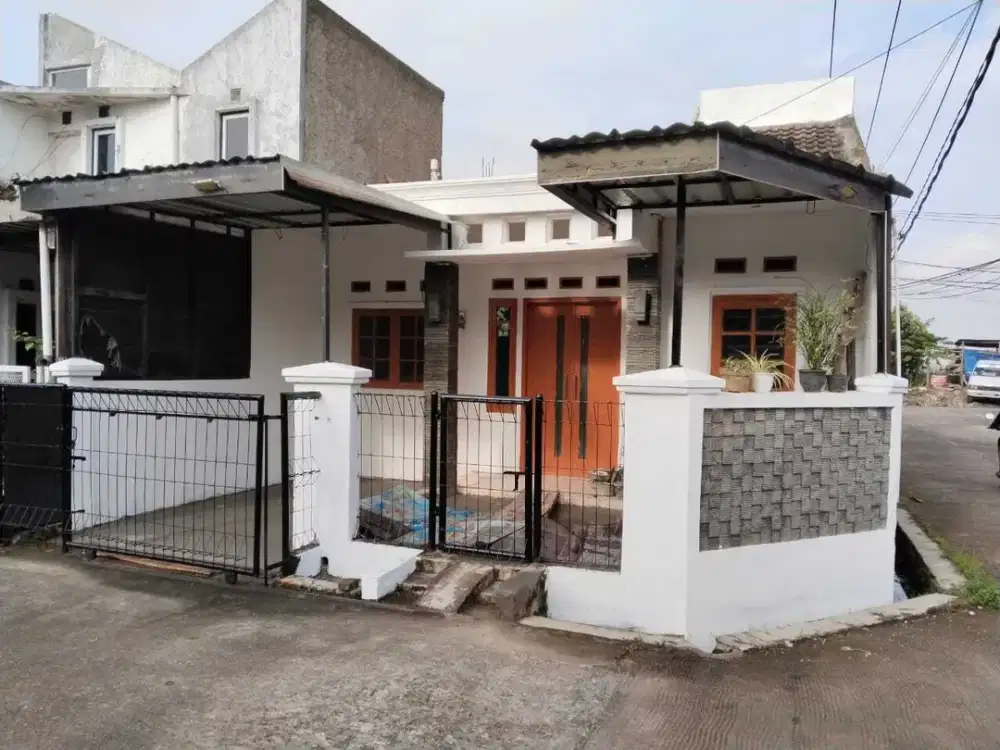 Di jual rumah siap huni 1.5 lantai di perumahan ciganitri bojongsoang
