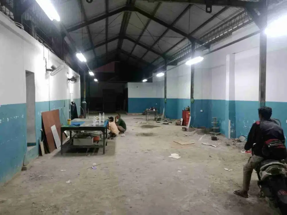 Gudang atau workshop di Bojongsari dekat Pamulang