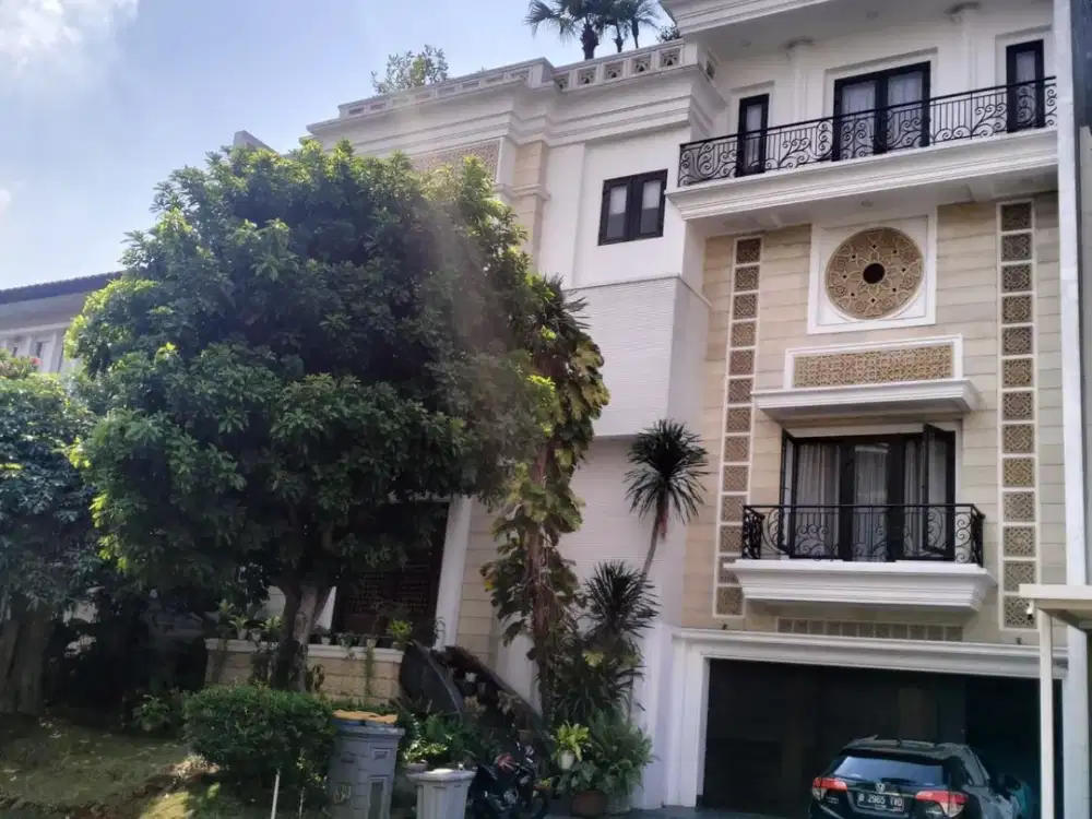 DIJUAL Rumah di the crown gading serpong