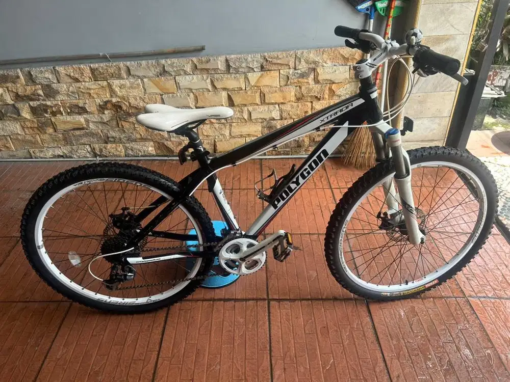 Jual Sepeda Second POLYGON XTRADA