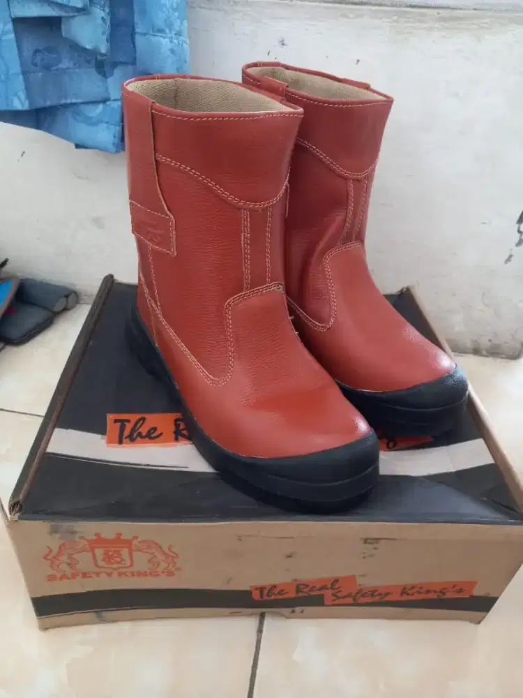 Sepatu Safety Kings KWD 805 CX ukuran 8 (42)