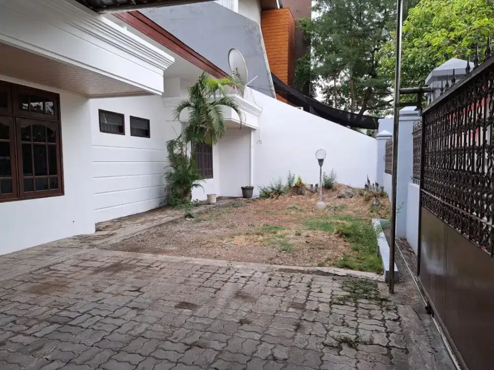 DISEWAKAN RUMAH TAMAN INTAN NGINDEN SURABAYA