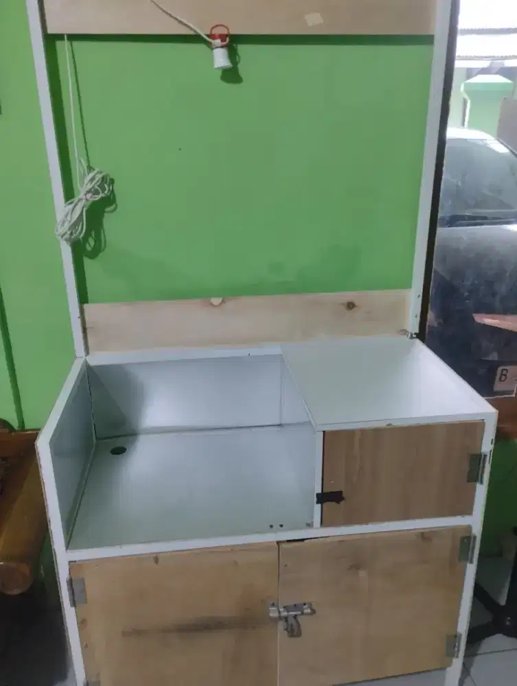 Gerobak, Booth, Etalase