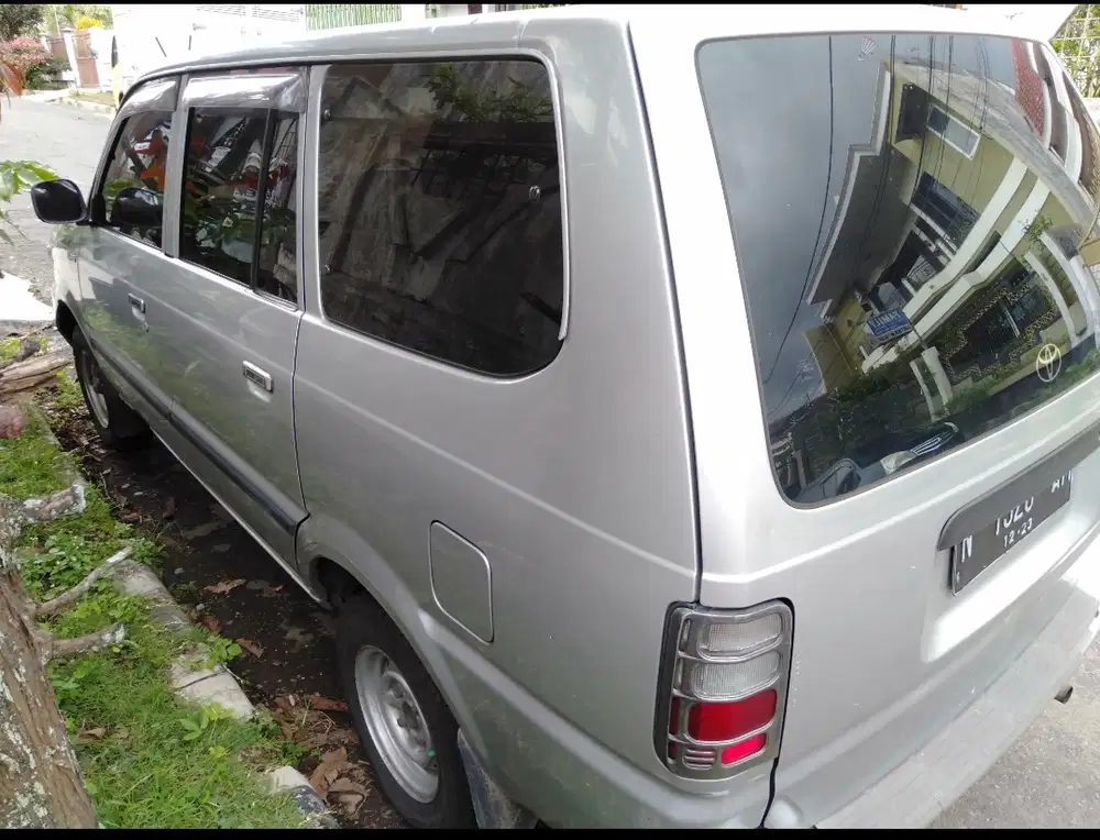 Toyota Kijang 2001 Bensin