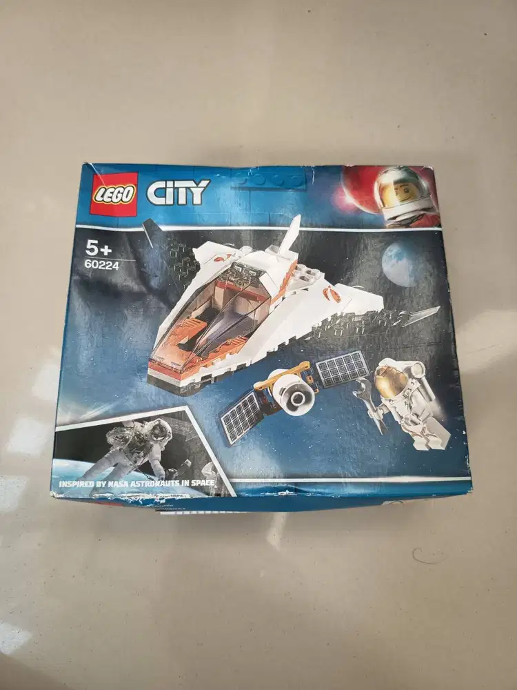 Lego City satellite service mission set(60224)
