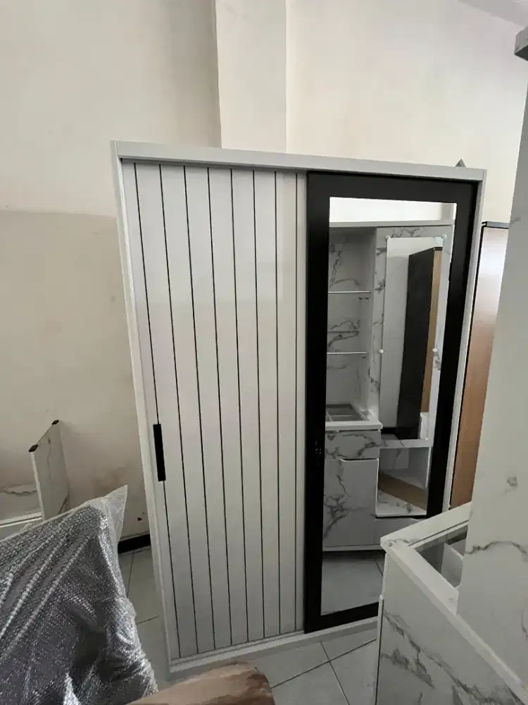 Promo sale lemari pakaian pintu slding full besi termueah