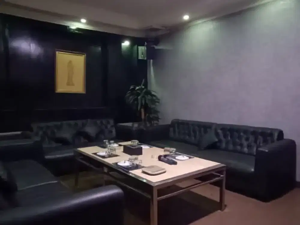 Ruko 4.5 Lantai Besar Strategis Pinggir Jalan Raya Utama Lippo Cikarang