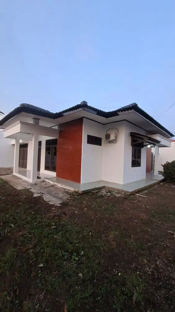 Disewakan rumah untuk usaha atau kantor