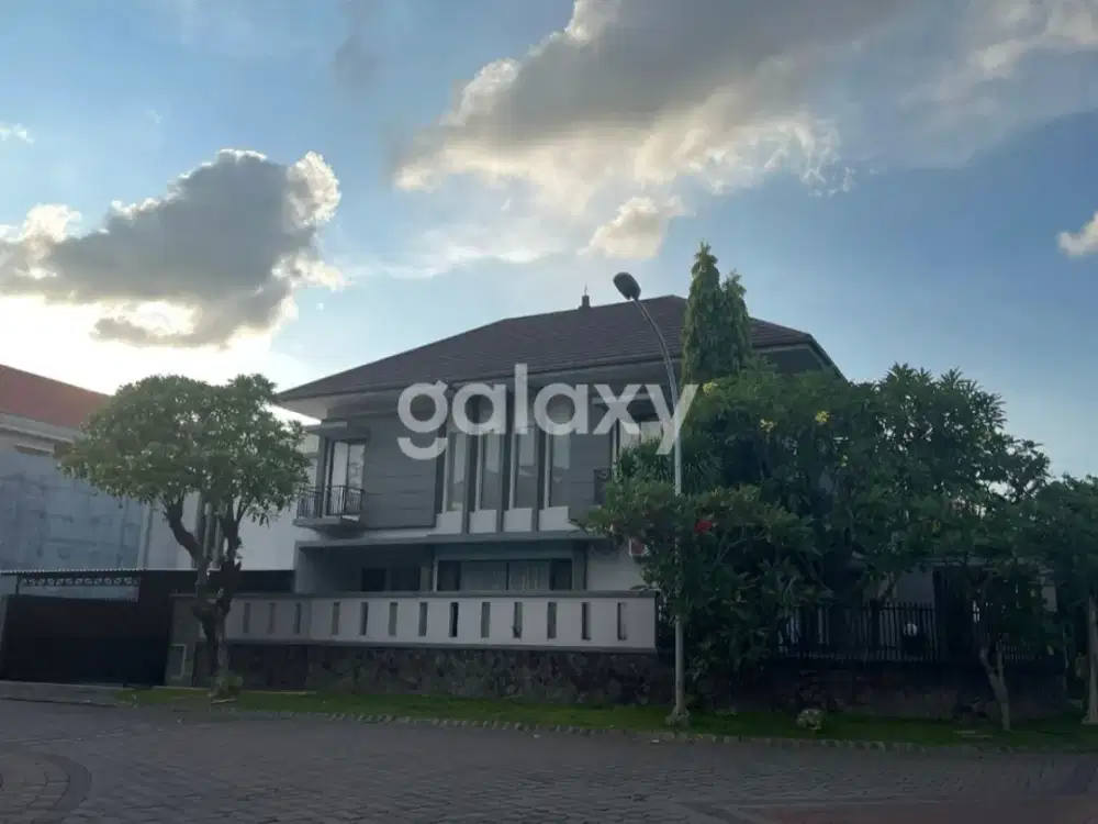 Rumah Mewah Siap Huni di Chofa Satelit Surabaya