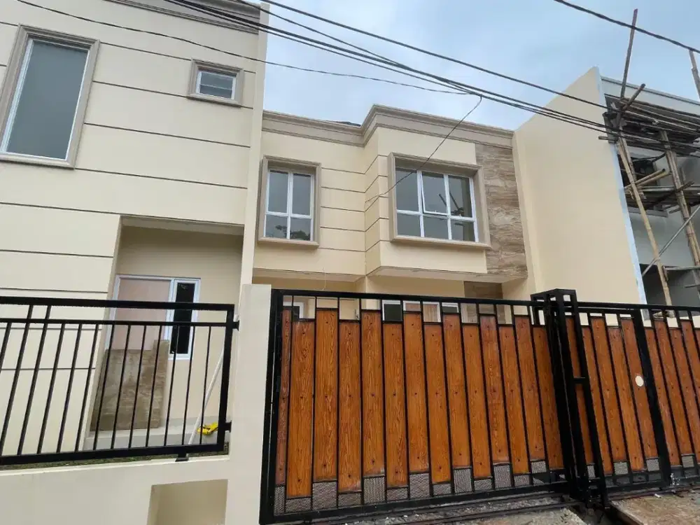 Rumah Gading Serpong, 7x15, 2 Lantai, Depan Taman, Rumah Baru