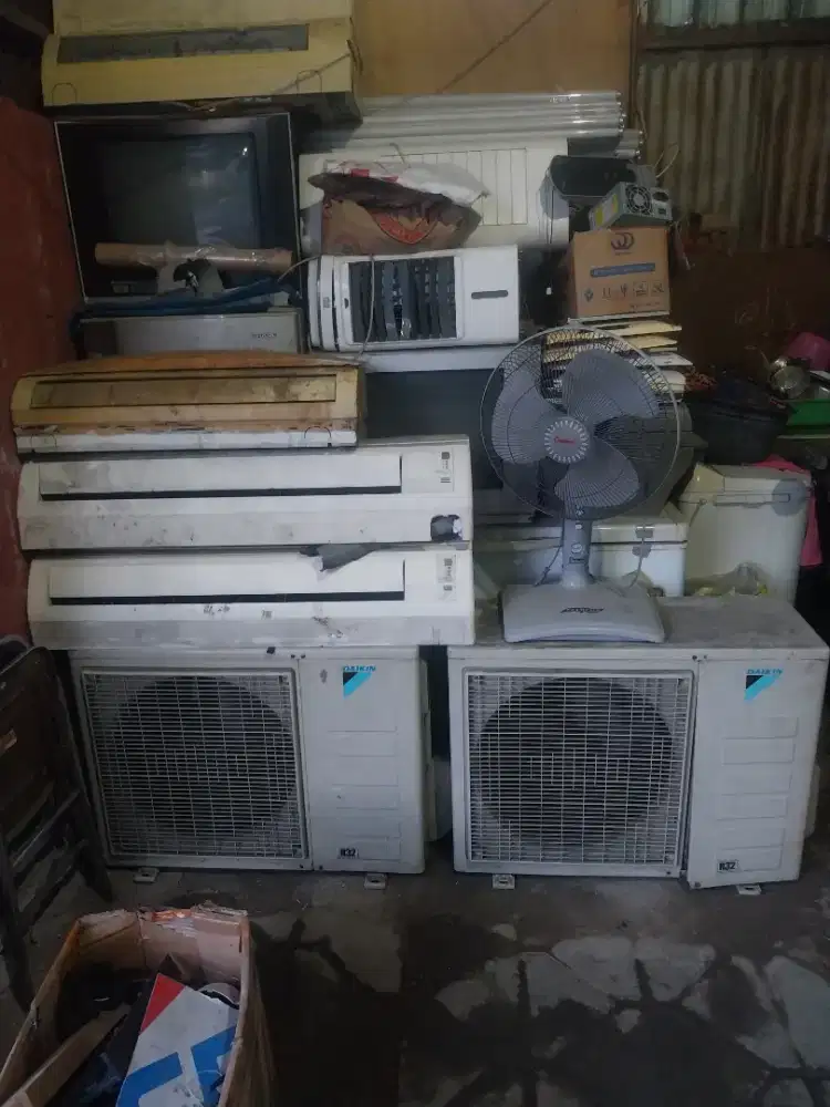 Rombeng barang bekas rongsokan Panggilan Surabaya dan sekitarnya