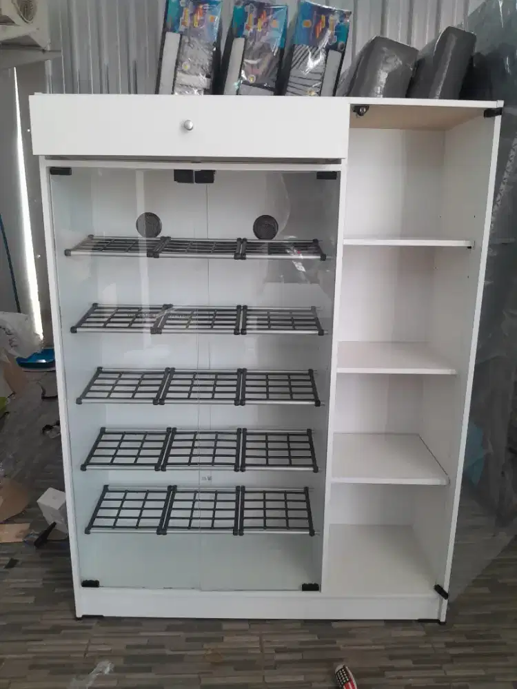 Rak sepatu helm full putih + lemri serbaguna