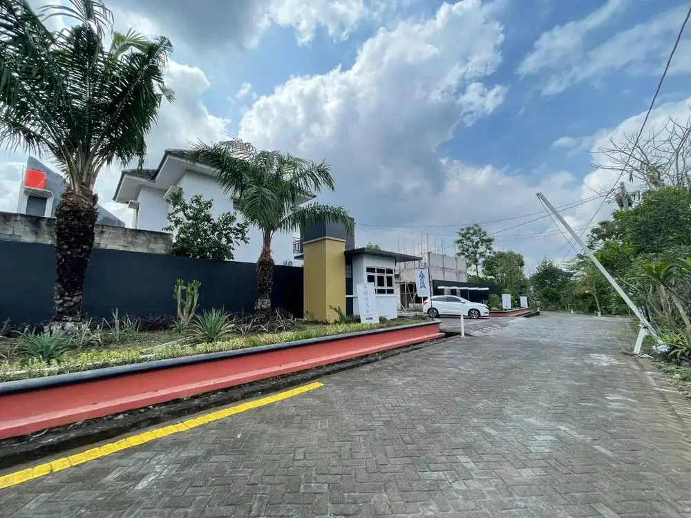 4 menit MAN 2 Sleman Yogyakarta Tanah Strategis dekat Jl Tajem Maguwo