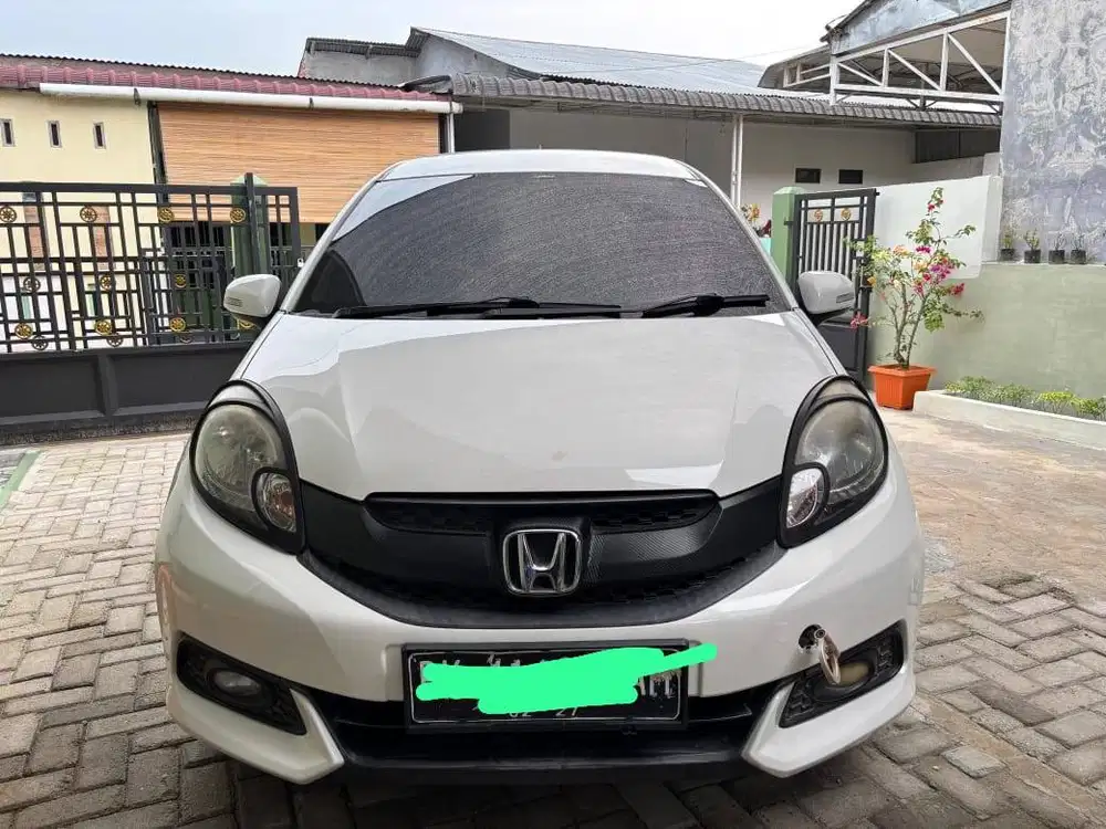 JUAL MOBILIO TAHUN 2015 SEHAT TERAWAT TINGGAL PAKAI
