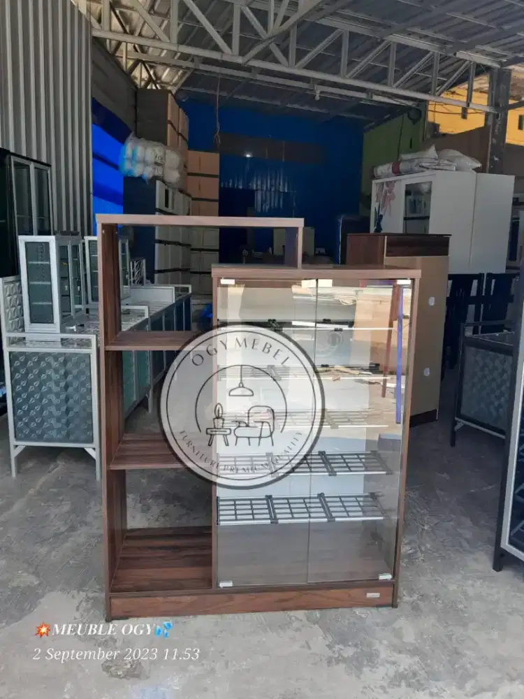 Rak sepatu helm terlaris dan termurah