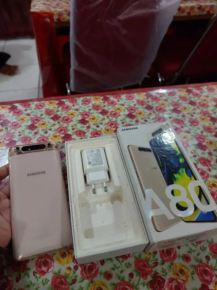 Jual handphone samsung A80