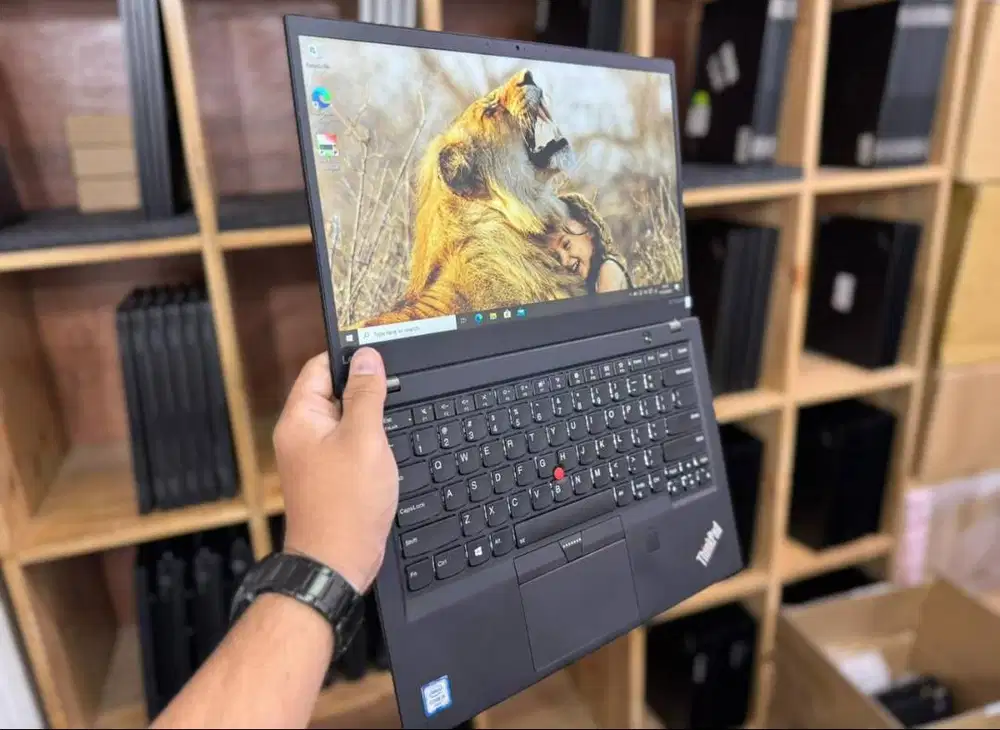 Laptop tipis Lenovo Thinkpad X1 Carbon 5th Core i5 GEN 6 8/256GB WJ