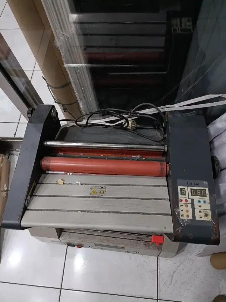Mesin laminating A3 +