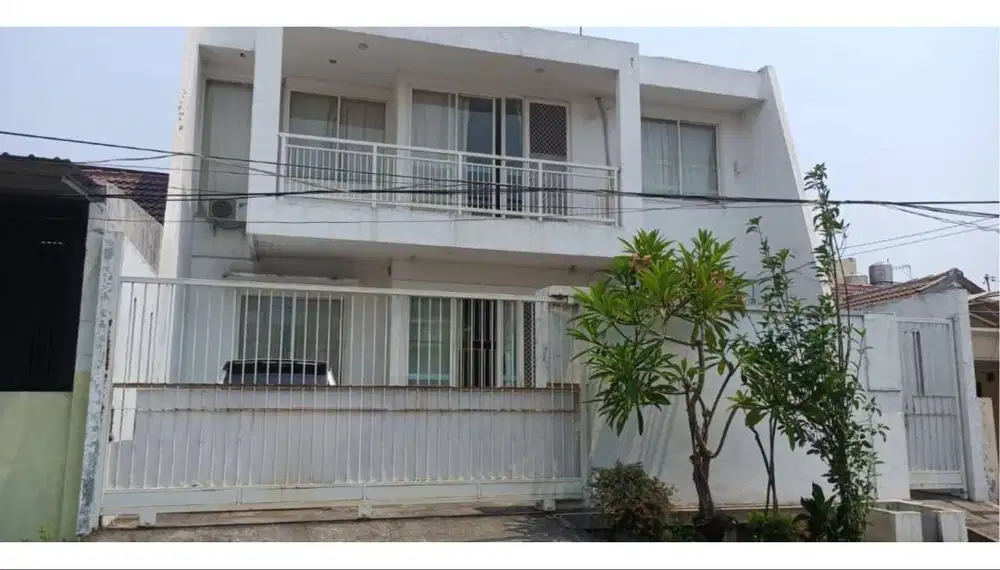 Dijual Rumah Imperial Palm Beach – Pakuwon City Surabaya