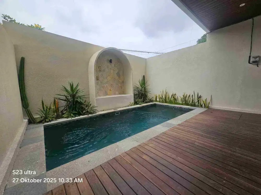 dijual villa lantai 3 lokasi bumbak umalas