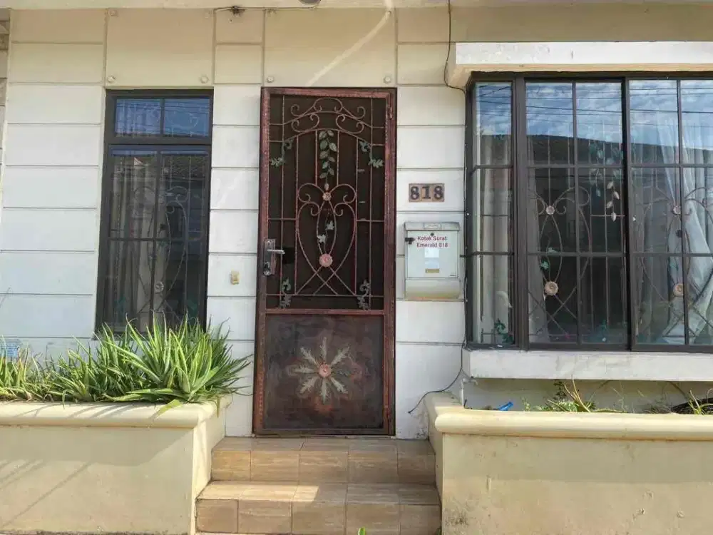 Dijual Town House Permata Hijau Lippo Karawaci 2 Kamar Tidur