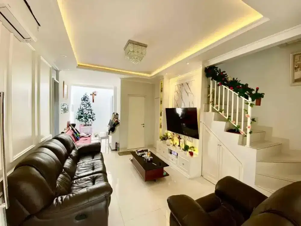 Rumah 2 Lantai Full Renovasi Atlanta Village Gading Serpong BSD City Tangerang Banten AXKTL