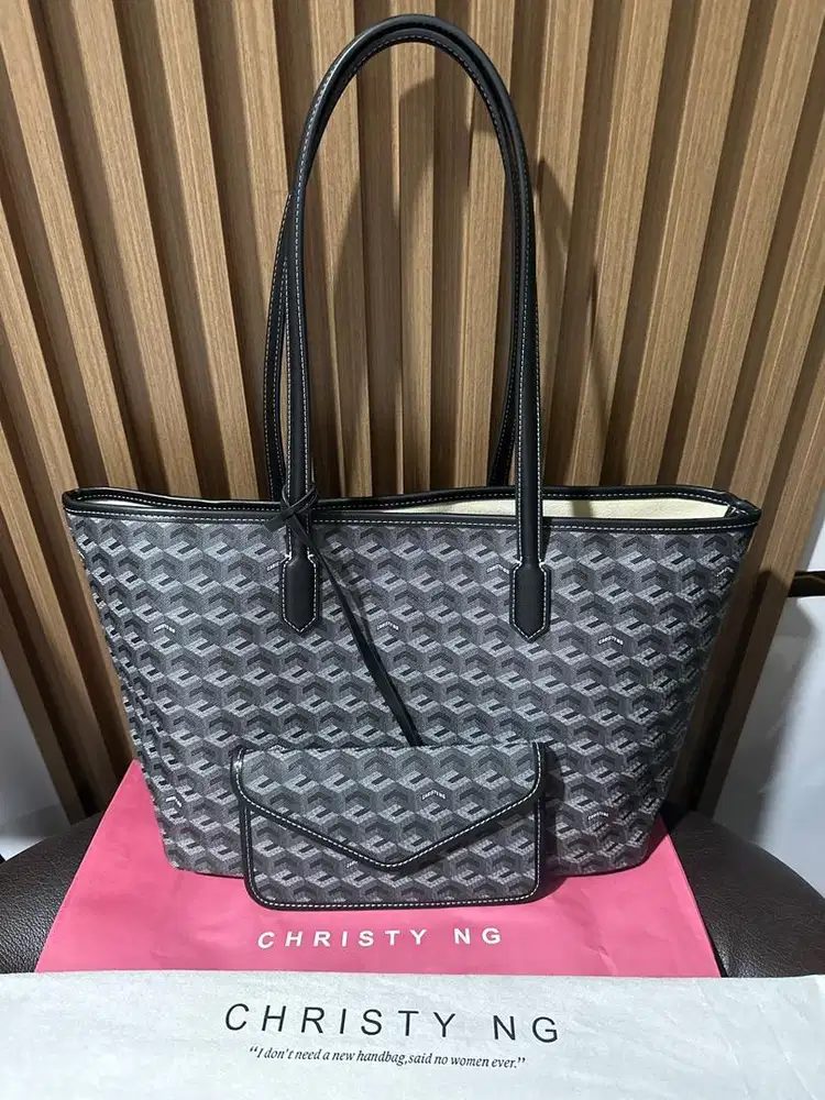 Di jual cepat Tas Christy ng