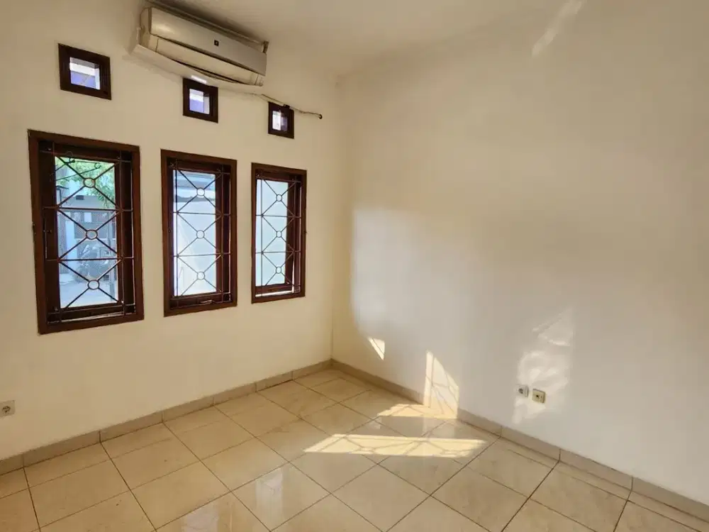 Dijual Rumah Siap Huni Baru Renov TKI 3 Bandung