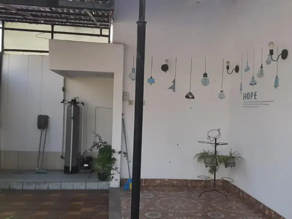 Depan Taman!! Rumah Citra 2 Ext 2,5 Lantai Luas 102m2 Hoek