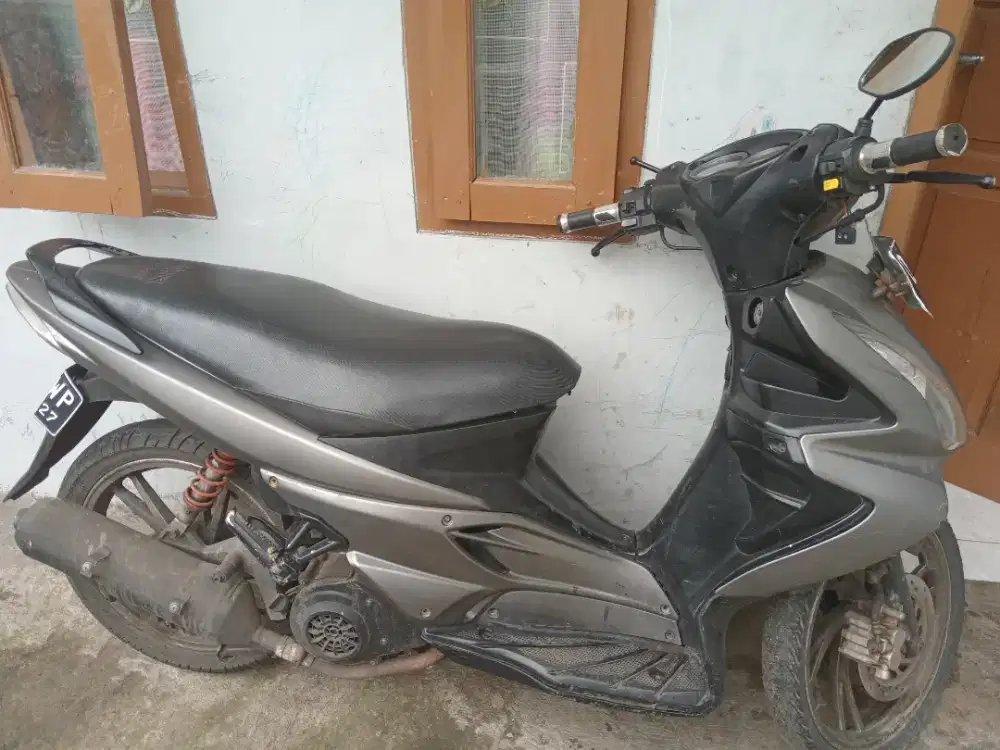 SUZUKI SKYWAVE  BEKAS