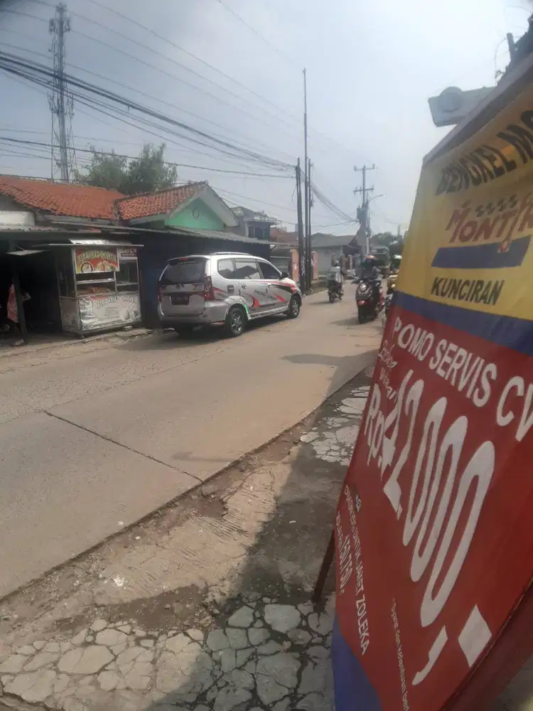 Kamar AC hanya 5 menit ke Alam Sutera dan Pergudangan Nerogtog Pinang