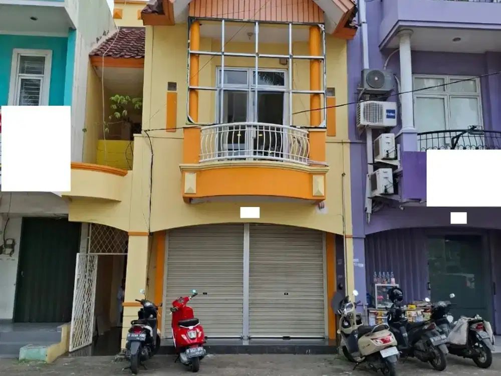 Ruko di Taman Surya 3, Lokasi Sangat Strategis, Kondisi Siap Pakai, Bagus, Terawat