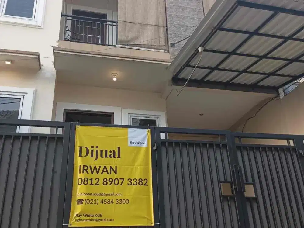 di JUAL Rumah 2 Lantai, Kelapa Gading