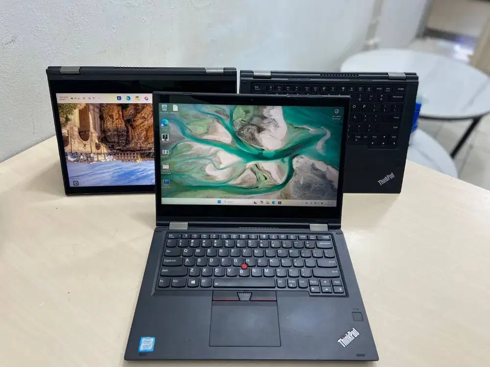 Laptop bisa lipat Lenovo Thinkpad Yoga X380 Core i7 GEN 8 16/512GB EC
