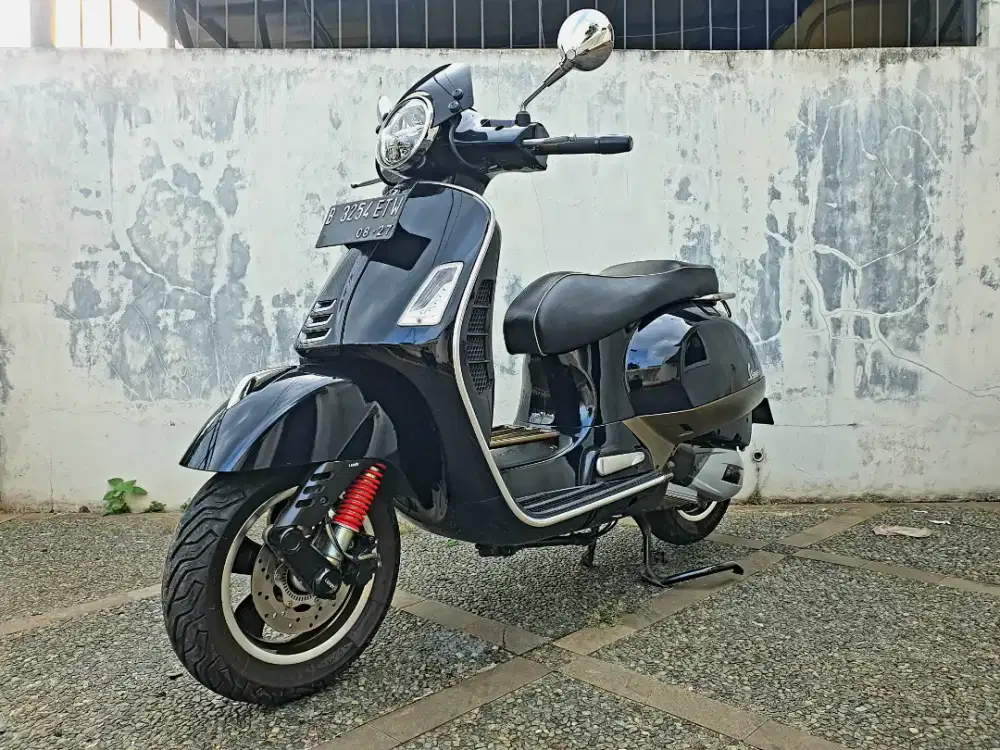 Vespa GTS 150 tahun 2022