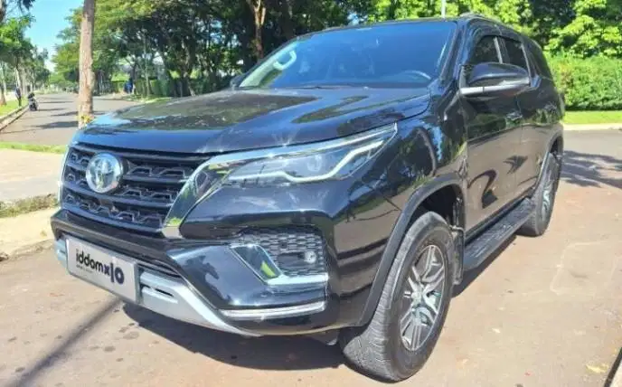 Like New TDP FALSE Toyota Fortuner 2.4 G 4X2 DSL Solar-AT 2022 Hitam